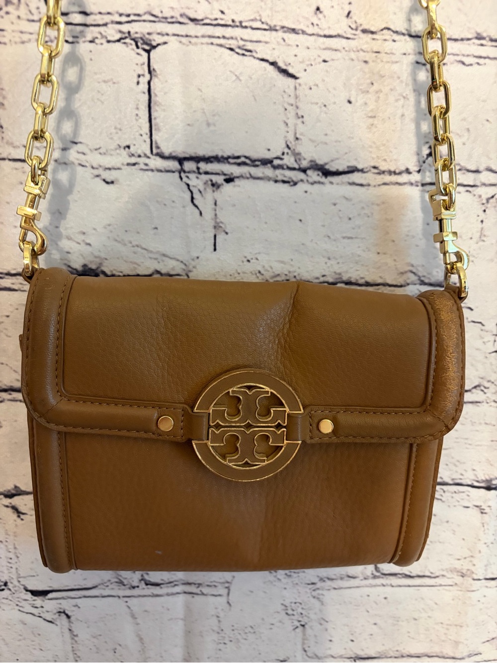 Tory Burch Purse Brown Leather Crossbody Bag with Gold Chain Strap - Picture 2 of 7
